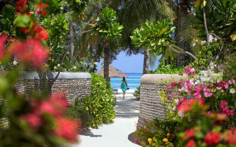 Four-Seasons-Kuda-Huraa-at-Sunset-Gardens