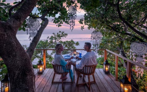 Four-Seasons-at-Landaa-Giraavaru-Tree-top-dining