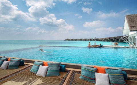 Four-Seasons-at-Landaa-Giraavaru-Water-Villa.