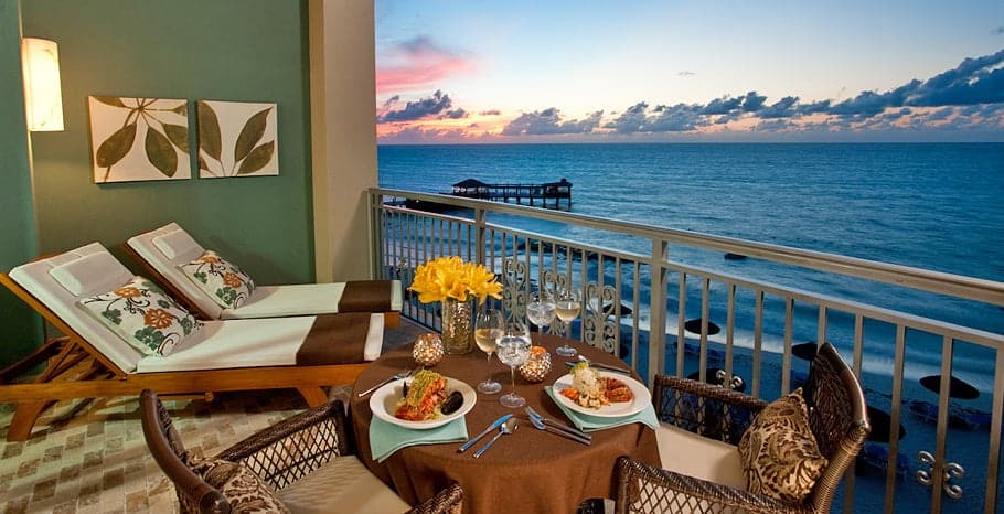 Balmoral Beachfront Club Level Room