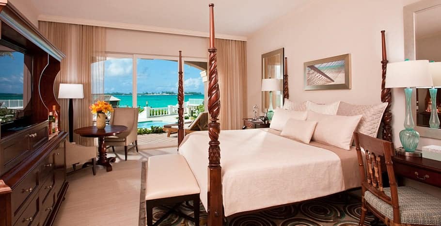 Balmoral Beachfront Walkout Butler Suite