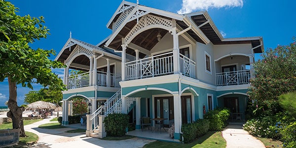 Beachfront Oversized Butler Villa Suite