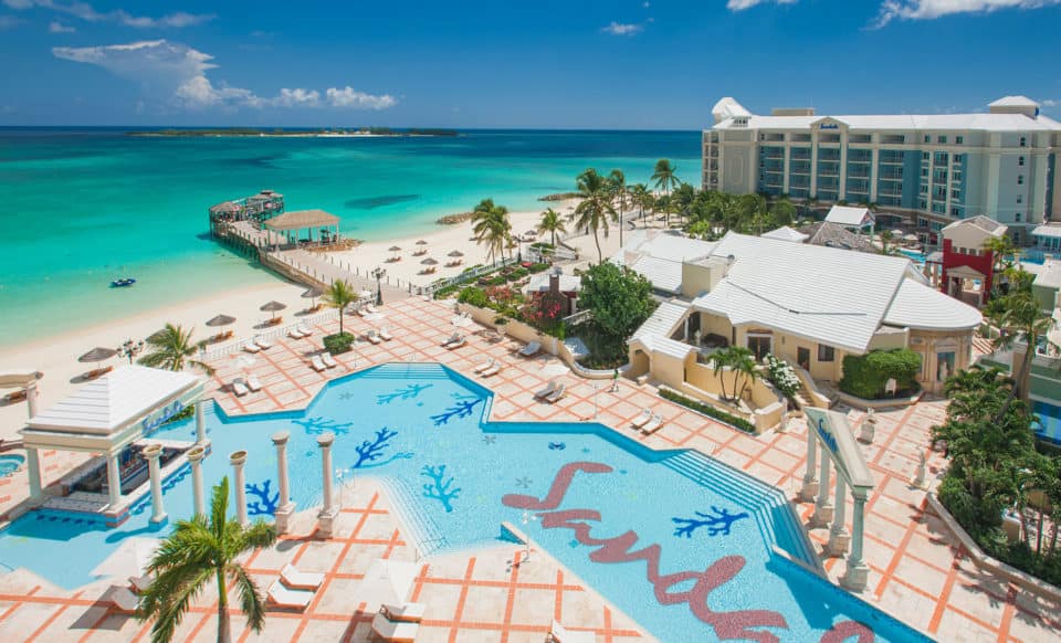 Royal Bahamian Pool