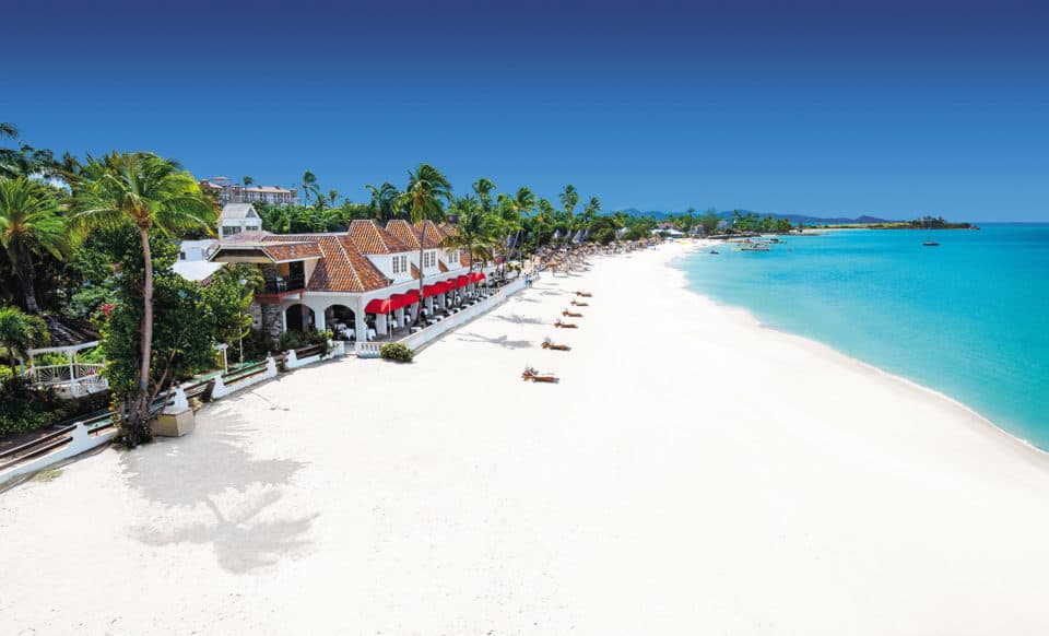 Sandals Grande Antigua Beach