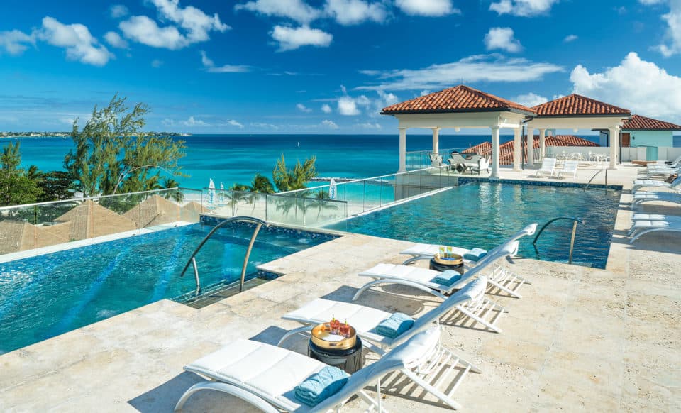 Sandal Royal Barbados Pool