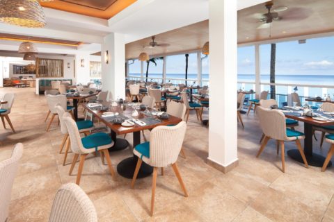 Waves Resort & Spa Restaurant