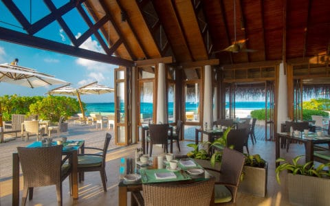 Baros-Maldives_Lime-Restaurant