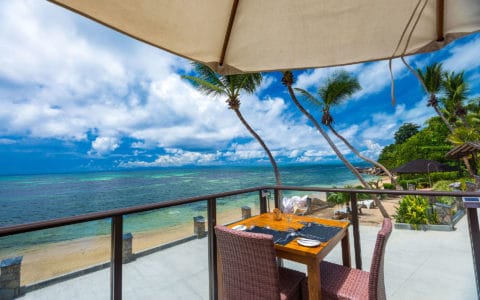 Coco-De-Mer-Hotel-&-Black-Parrot-Suites-Hibiscus-Restaurant