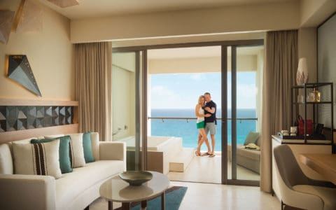 Hyatt-Ziva-Cancun-Guestroom