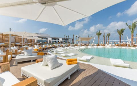 Nikki-Beach-Dubai-Pool