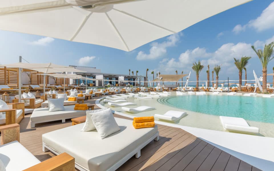 Nikki-Beach-Dubai-Pool