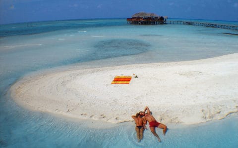 The-Sun-Siyam-Iru-Fushi-Beach1