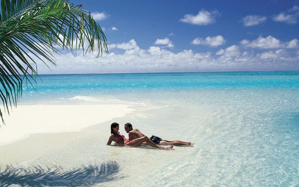 The-Sun-Siyam-Iru-Fushi-Beach3