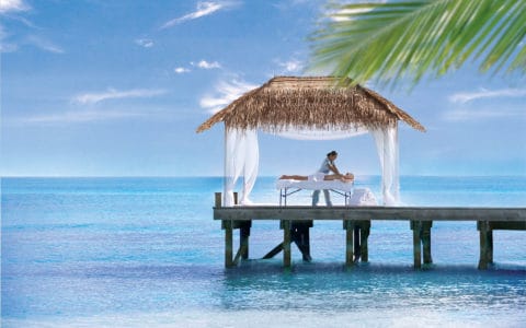 The-Sun-Siyam-Iru-Fushi-Outdoor-Massage