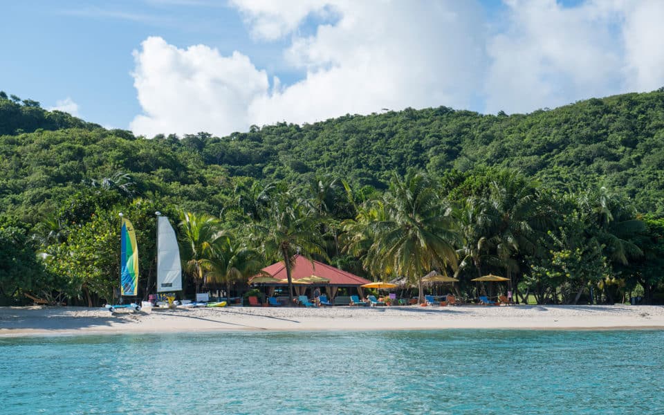 mount-cinnamon-grenada-beach10