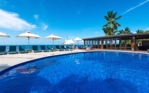 Coco-De-Mer-Hotel-&-Black-Parrot-Suites-Pool